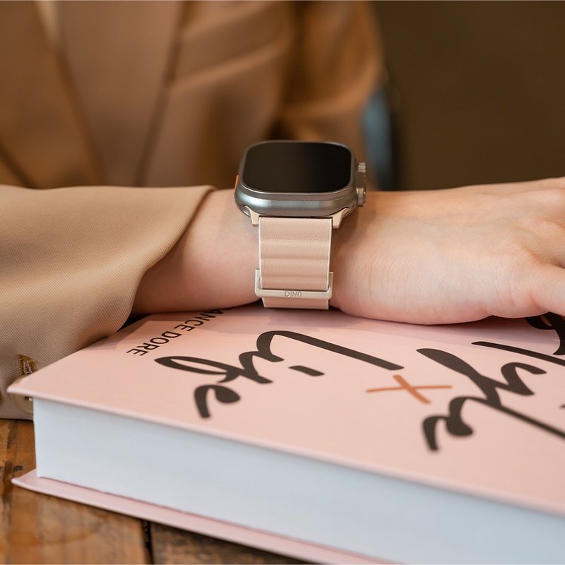 Revix Apple Watch Silicone Leather Strap-Rouge Pink/White - สายนาฬิกา - วัสดุอื่นๆ สึชมพู