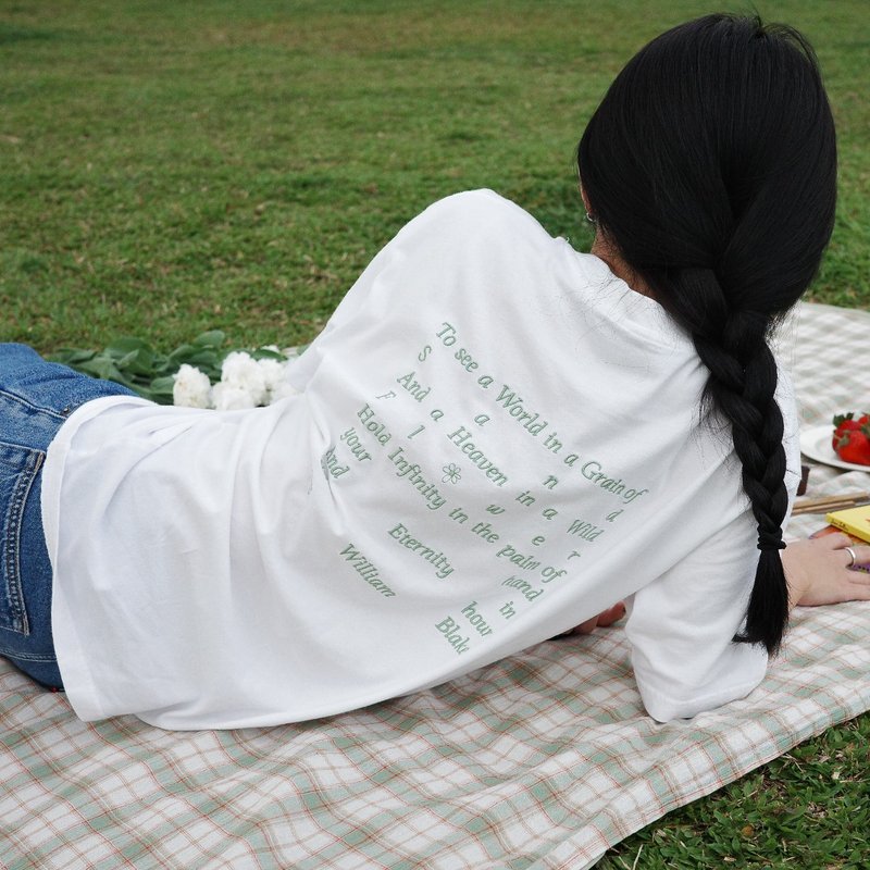eternity 淺綠刺繡白上衣 - 女 T 恤 - 棉．麻 白色