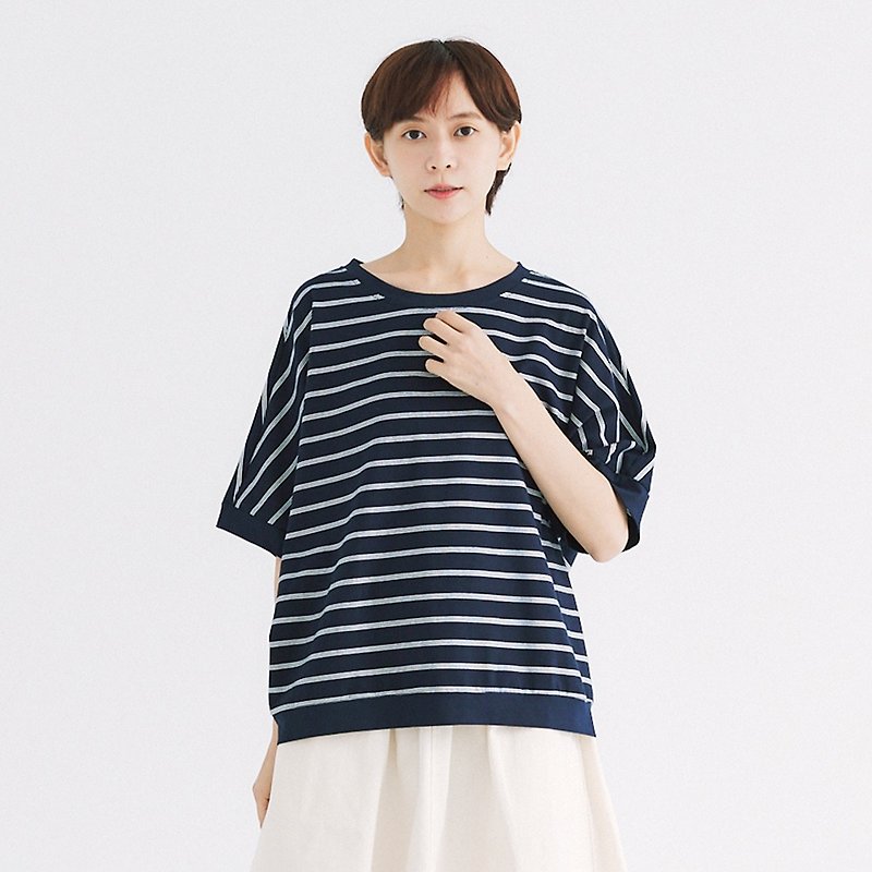 【Simply Yours】Horizontal Striped Loose Short Sleeve T Blue F - เสื้อยืดผู้หญิง - ผ้าฝ้าย/ผ้าลินิน สีน้ำเงิน