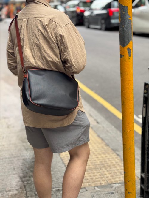 Autrefois Vintage Bags HK 中古正品復古 Bottega Veneta BV斜揹包 旅行包 輕巧防水義大利製