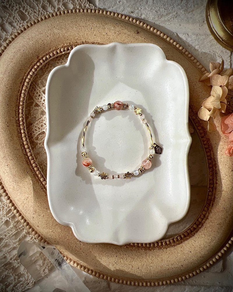 -櫻吹雪-天然水晶手鏈/黃銅手鍊 - 手鍊/手環 - 水晶 粉紅色
