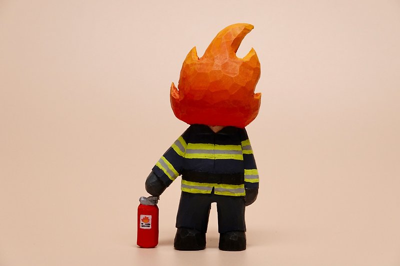 Fire Fighter - 公仔模型 - 木頭 橘色