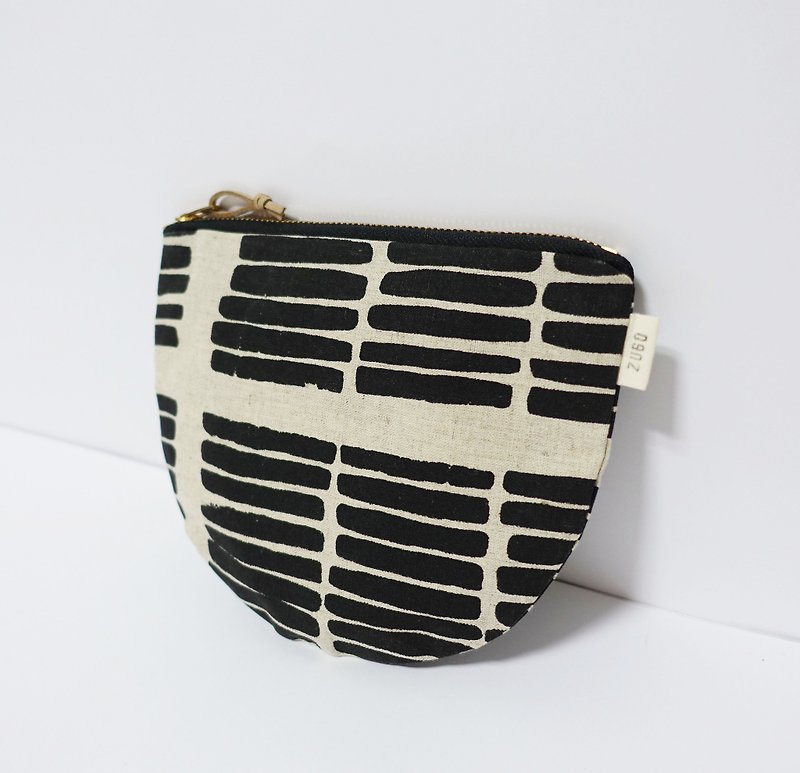 ハンドプリント半円財布化粧品袋ジッパーバッグ木材 - ポーチ - コットン・麻 ブラック