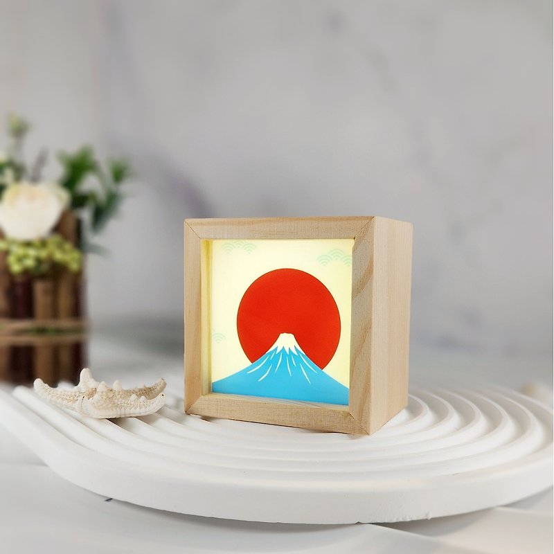 Mount Fuji/Japanese/Wooden handmade light box - โคมไฟ - ไม้ ขาว