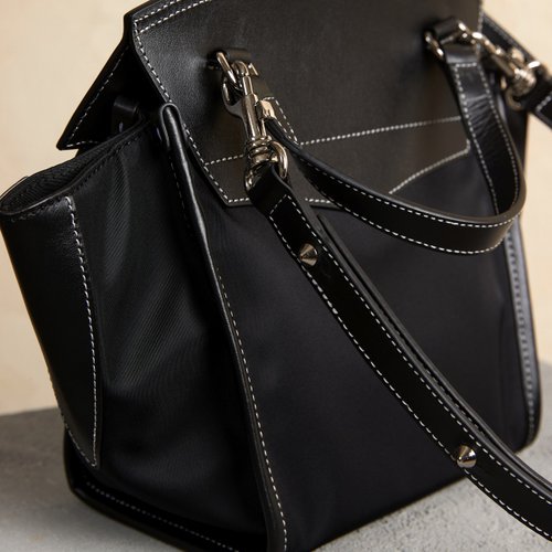 [mfnt] Tutu Cool Black 高密度ナイロン牛革3ウェイバッグ Tutu Cool Black 3Way Tote Bag (HD Nylon + ITALY Cow Leather