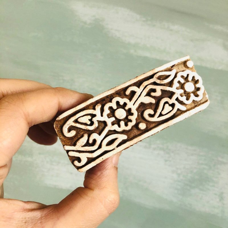 空靈花葉木刻手工印章 - 印章/印台 - 木頭 咖啡色