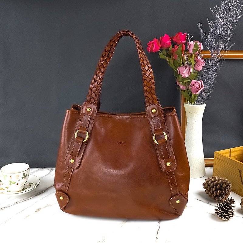 Ladies top vegetable tanned leather large capacity side back leather shopping bag - กระเป๋าแมสเซนเจอร์ - หนังแท้ สีนำ้ตาล