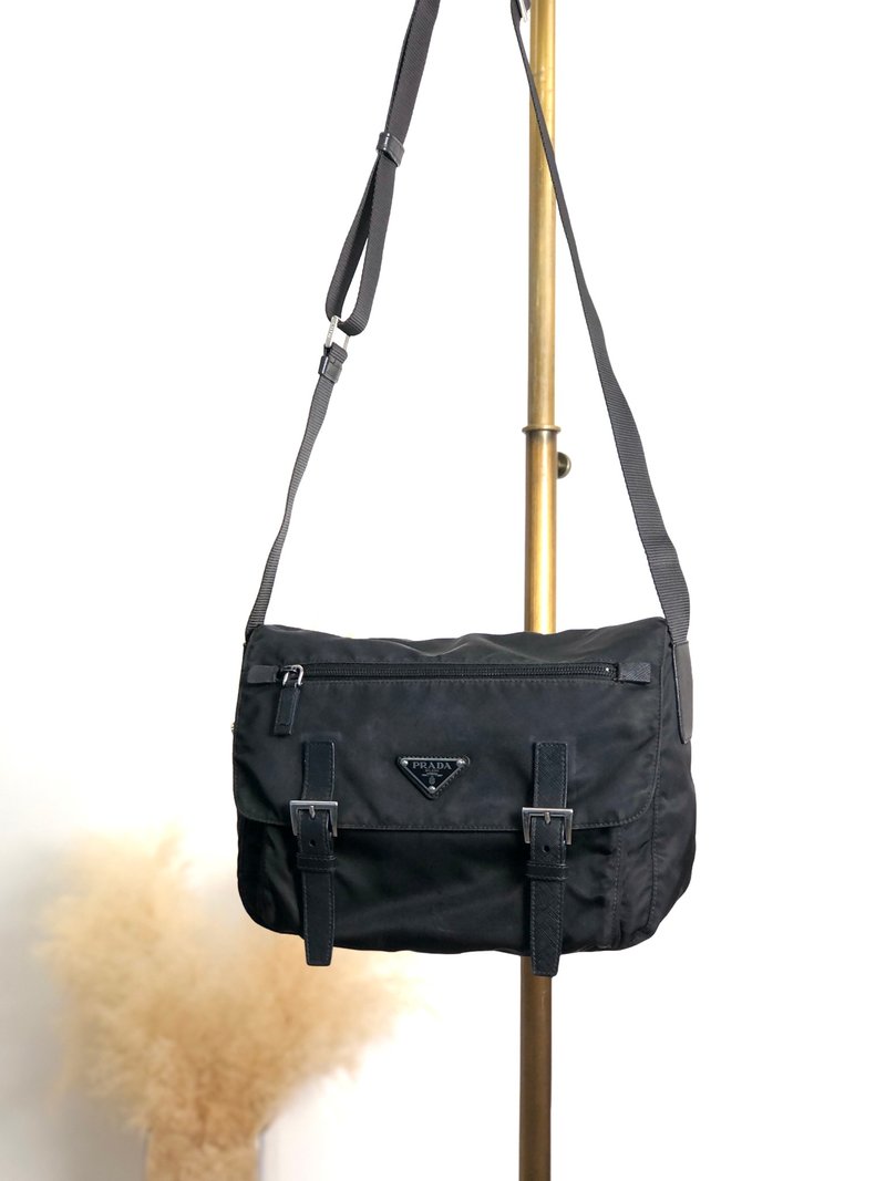 【 日本直送　名牌中古包 】PRADA プラダ ショルダーバッグ ブラック トライアングルロゴ ナイロン メッセンジャーバッグ ミニバッグ t2gb5a - 側背包/斜背包 - 尼龍 黑色