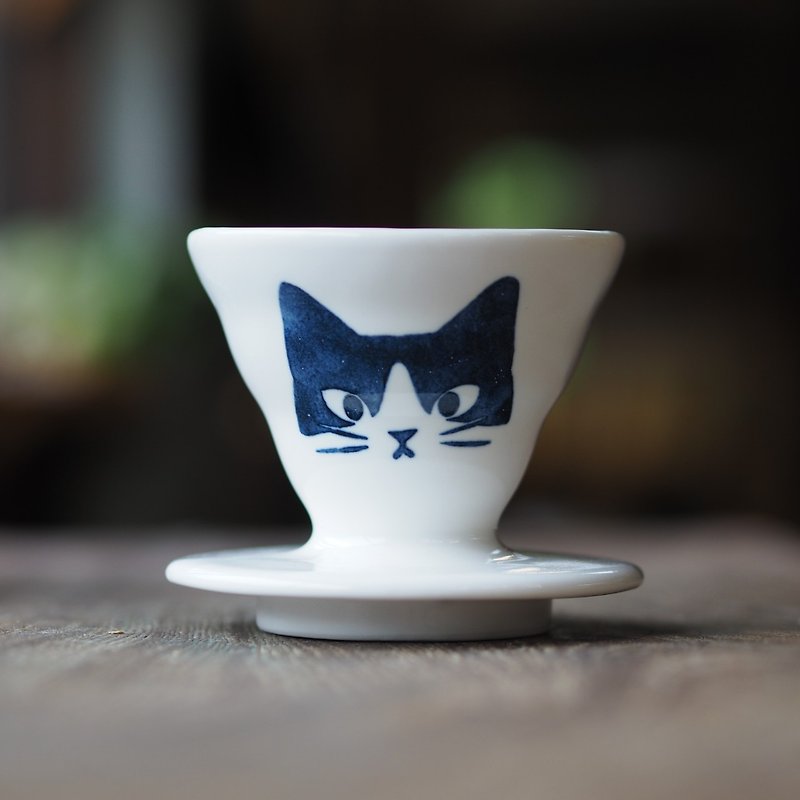 【Cat】-Samsung Four Seasons XHARIO Blue and White Porcelain V60 Filter Cup - Coffee Pots & Accessories - Porcelain White