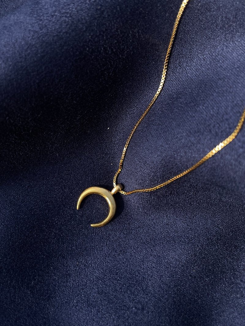 Into the space-Luna 925 silver gold plated Original design handmade necklace - สร้อยคอ - เงินแท้ สีทอง