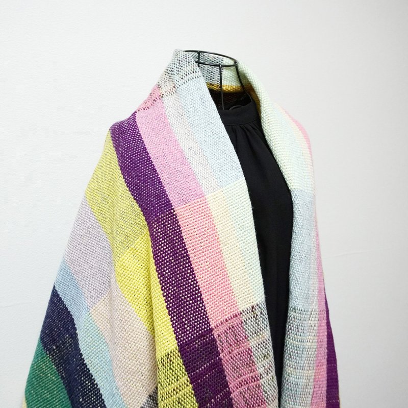 Large hand-woven blanket 79166 - ผ้าพันคอถัก - ขนแกะ หลากหลายสี