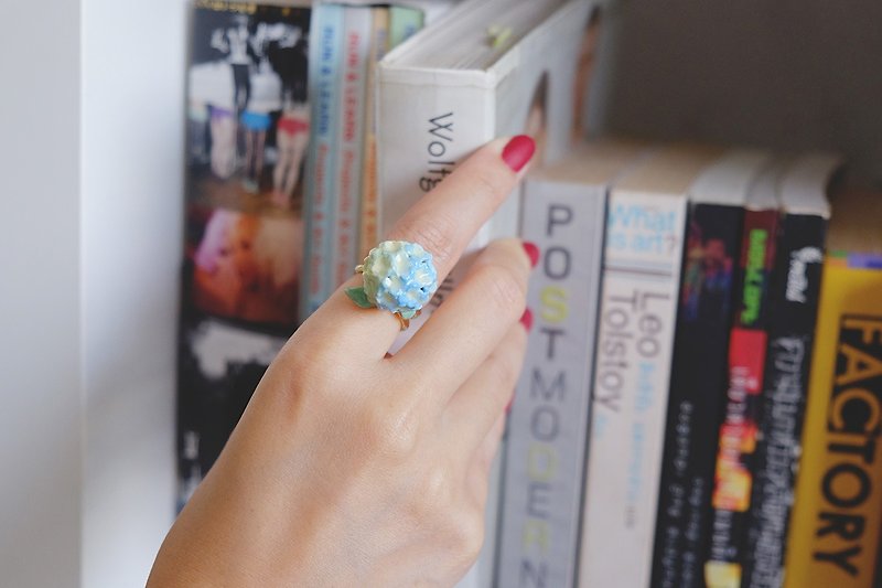 Hydrangea Blue Ring , Flower Ring, Handpainted GOODAFTERNINE - 戒指 - 其他金屬 藍色