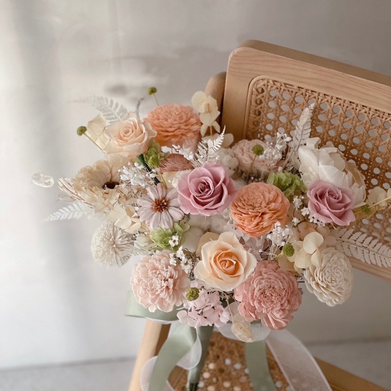 | Spring shimmer eternal bouquet | Bridal bouquet - Dried Flowers & Bouquets - Plants & Flowers Orange