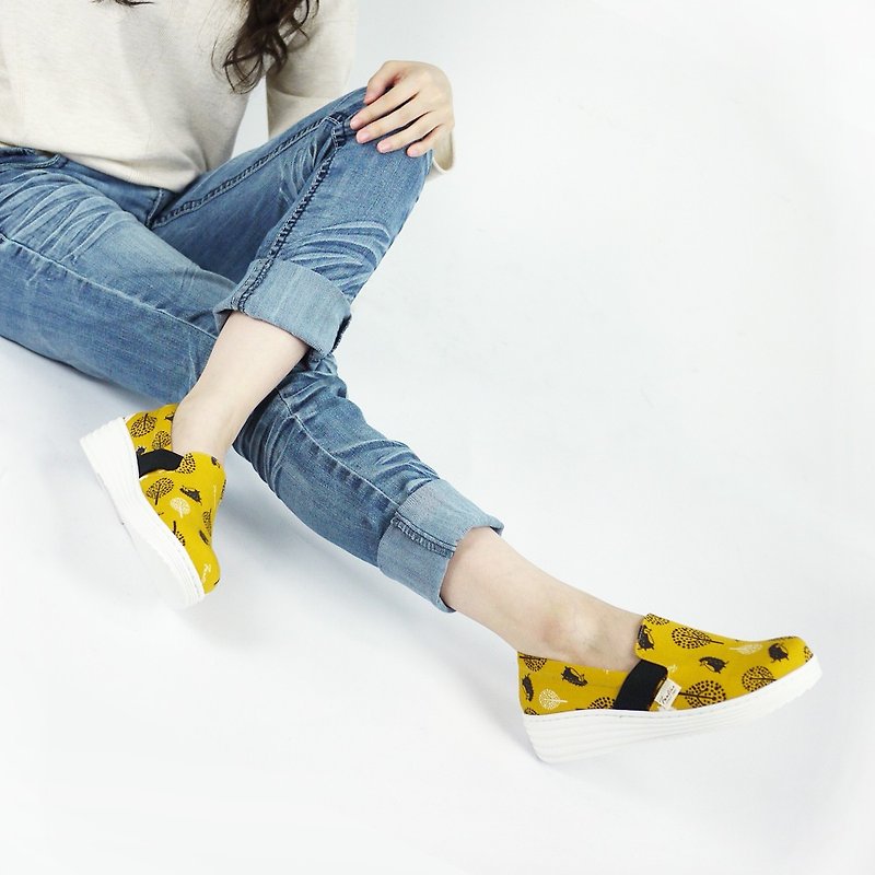 Thicken soft bottom lazy shoes - Jungle Hide and Seek - Mustard Yellow - รองเท้าลำลองผู้หญิง - ผ้าฝ้าย/ผ้าลินิน สีเหลือง