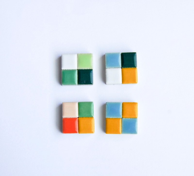 Vintage mosaic tile small brooch #1 (one entry)