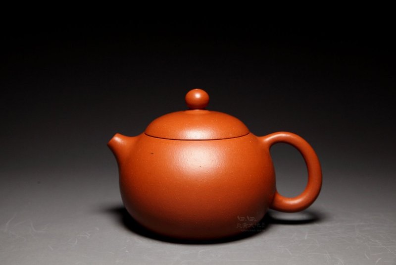 【倒把西施】 胖老闆 龍山堂 傳統手工  黃龍山老朱泥 200cc - 茶壺/茶杯/茶具 - 陶 咖啡色