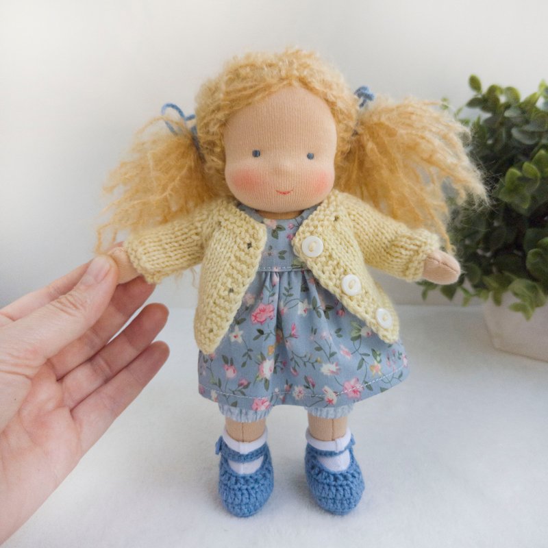 MADE TO ORDER Waldorf doll 7 inch (18 cm) tall. - 寶寶/兒童玩具/玩偶 - 環保材質 