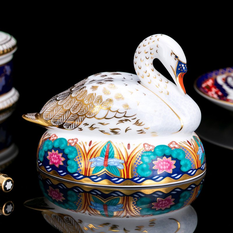 皇冠德比 Royal Crown Derby 1996夢幻天鵝 骨瓷紙鎮擺飾 - 擺飾/家飾品 - 瓷 