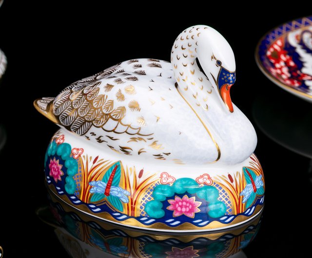 ロイヤルクラウンダービー 1996年 ファンタジースワン ボーンチャイナ