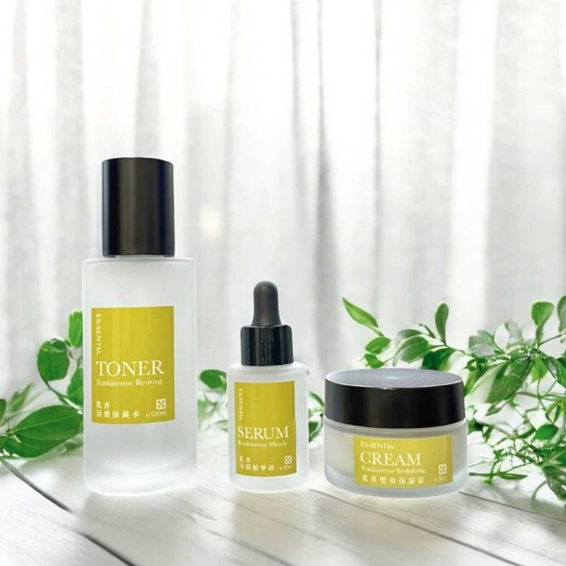 Frankincense Aqua-Locking Set | Reviving Toner+Miracle Serum+Revitalizing Cream - Travel Kits & Cases - Concentrate & Extracts Transparent