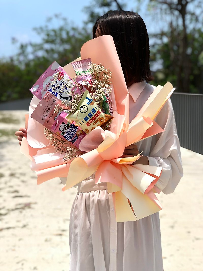 [Customized] Foodie Snacks Bouquet - Edible Bouquet/Valentine's Day Gift - Dried Flowers & Bouquets - Plants & Flowers Pink