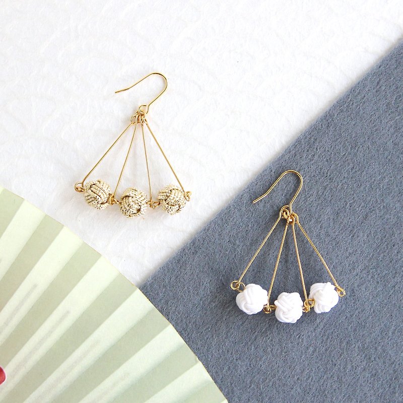 japanese traditional style pierce earring / mizuhiki / japan / fan - 耳環/耳夾 - 絲．絹 金色