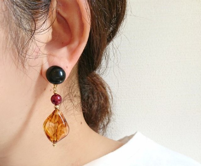 べっ甲&ラズベリーイヤリング、ピアス - ショップ chourina