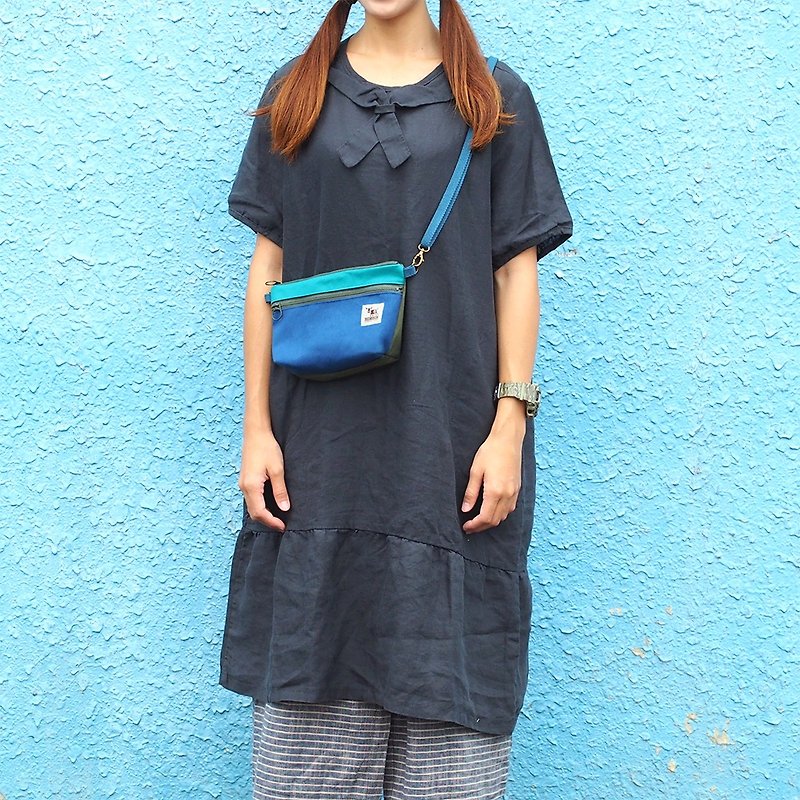 Maverick Village handmade small side backpack cloth bag Japanese [mini cross-body bag - ride the wind blue ocean] SH-03 - กระเป๋าแมสเซนเจอร์ - ผ้าฝ้าย/ผ้าลินิน สีน้ำเงิน
