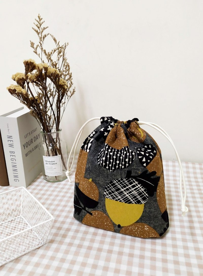 ジフシリーズ 立体巾着ポケット/トラベル収納バッグ/万能防塵バッグ/樫の実 - ナップサック - コットン・麻 ブラウン