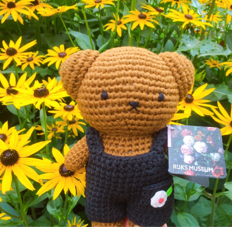 荷蘭 Just Dutch | Boris 編織娃娃和他的國家博物館吊帶褲 - 公仔/玩偶 - 棉．麻 黑色