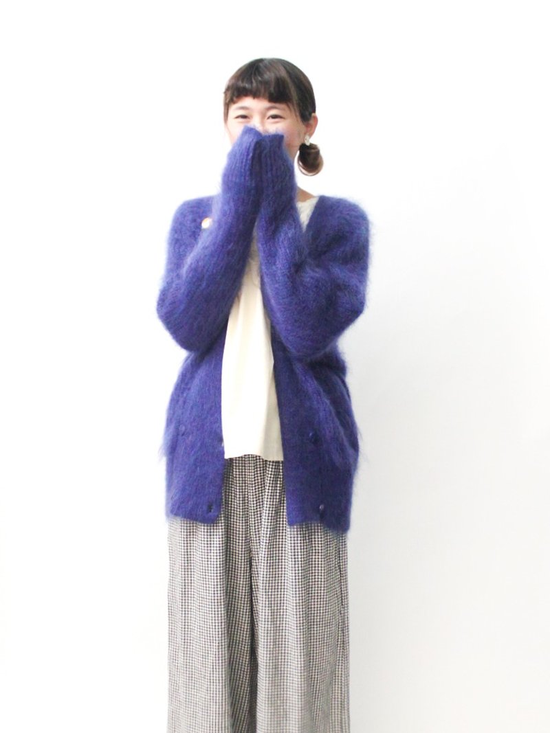 【RE1021SW145】 autumn Japanese system retro retro purple purple loose leather sweater knitted jacket - สเวตเตอร์ผู้หญิง - ขนแกะ สีน้ำเงิน