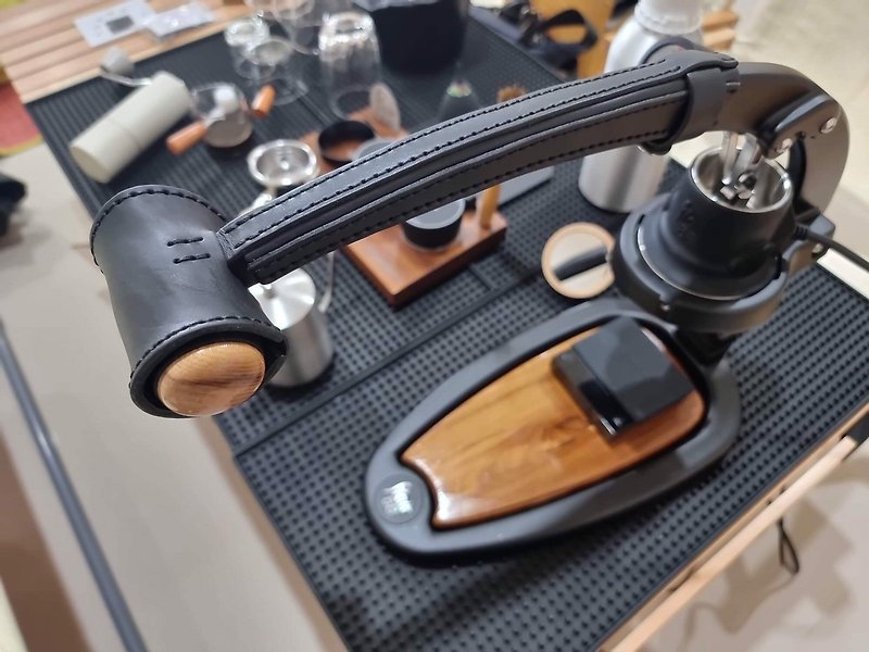 Flair 58 leather case coffee espresso machine leathercraft Handmade hand stitchi - 咖啡壺/咖啡器具 - 真皮 