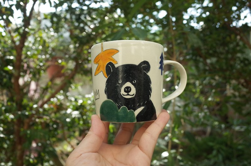 Love Taiwan Black Bear Mug - Cups - Pottery White