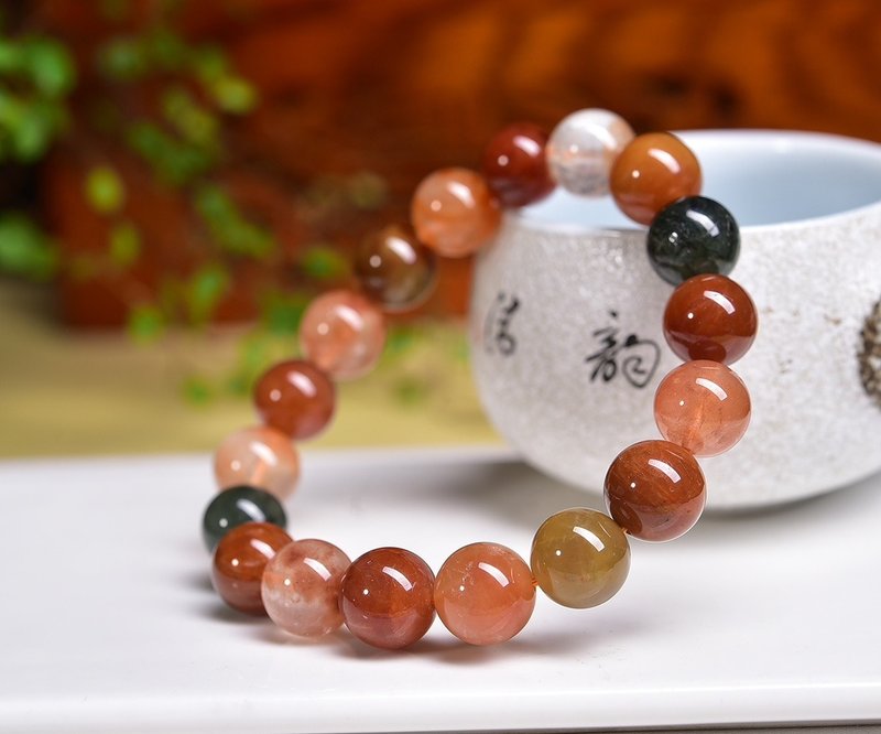 Pure natural Fu Lu Shou colorful hair crystal bead bracelet bead diameter about 11mm peace and wealth - Bracelets - Crystal 