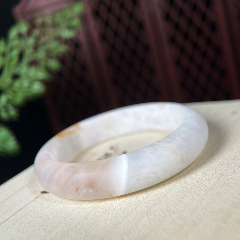 Rare Baoshan South Red Agate Bracelet 52MM Yuhua Matte Lychee Frozen White Meat Bracelet Half Mountain and Half Water - Bracelets - Semi-Precious Stones White