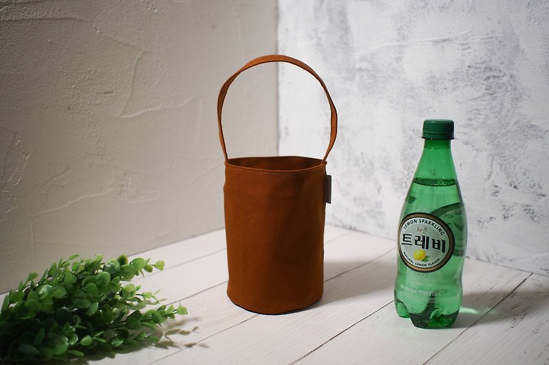 Dot Series Beverage Bag/Water Bottle Bag/Limited Handmade Bag/Little Raccoon/Pre-Order - ถุงใส่กระติกนำ้ - ผ้าฝ้าย/ผ้าลินิน สีนำ้ตาล