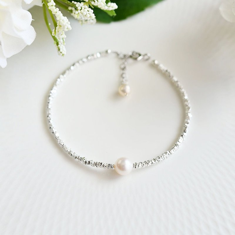 Top quality flower lover AKOYA Akoya pearl and Karen Silver bracelet with adjuster - Bracelets - Other Metals White