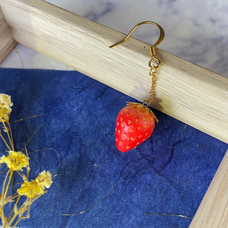 Strawberry Earrings | miniature, gift - Earrings & Clip-ons - Pottery Red