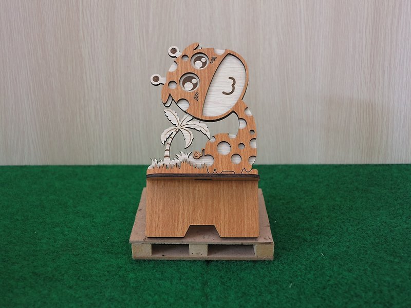 [Teacher’s Day Gift] Wooden Cell Phone Holder─Giraffe - ของวางตกแต่ง - ไม้ สีนำ้ตาล