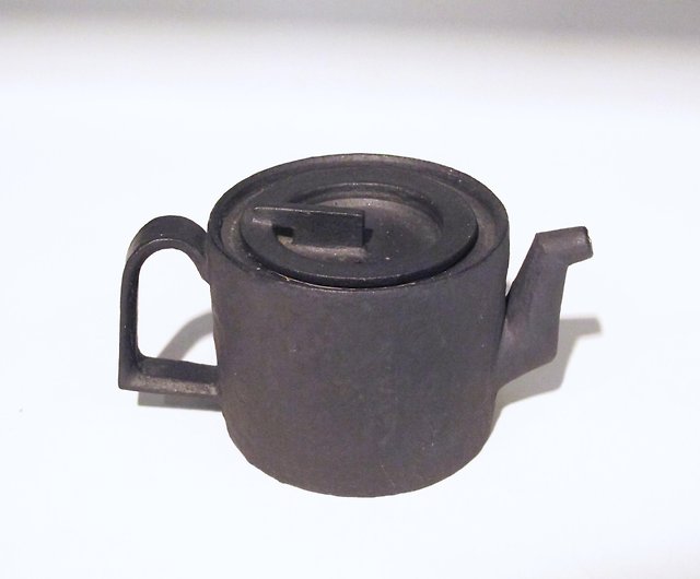 Black Glazed Teapot
