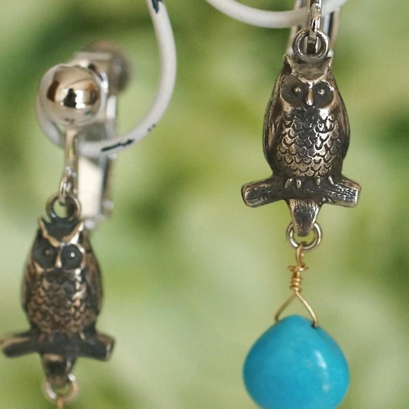 フクロウのイヤリング ターコイズ　SILVER 片耳 - 耳環/耳夾 - 其他金屬 銀色