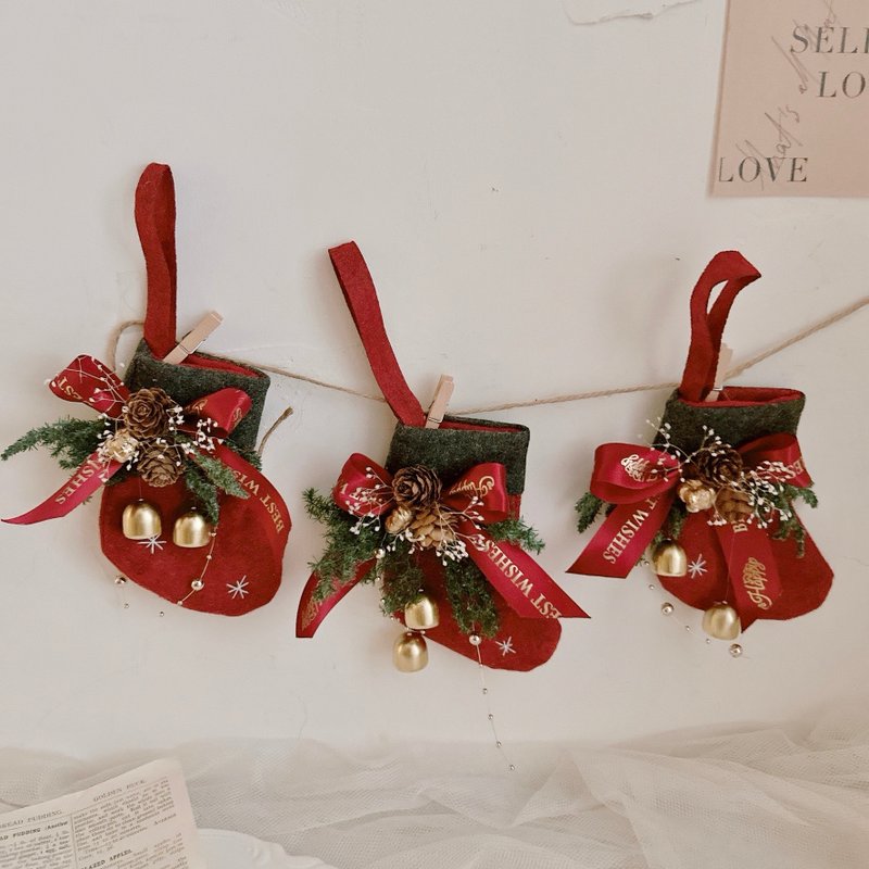 冬日紅襪永生小掛飾 聖誕襪掛飾 聖誕禮盒 - 乾燥花/永生花 - 其他材質 