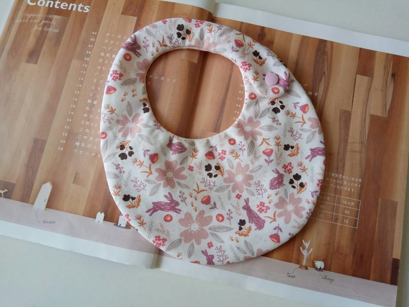 Cherry blossom bunny side buckle bib full moon gift bib baby bib baby bib baby scarf - Bibs - Cotton & Hemp Pink