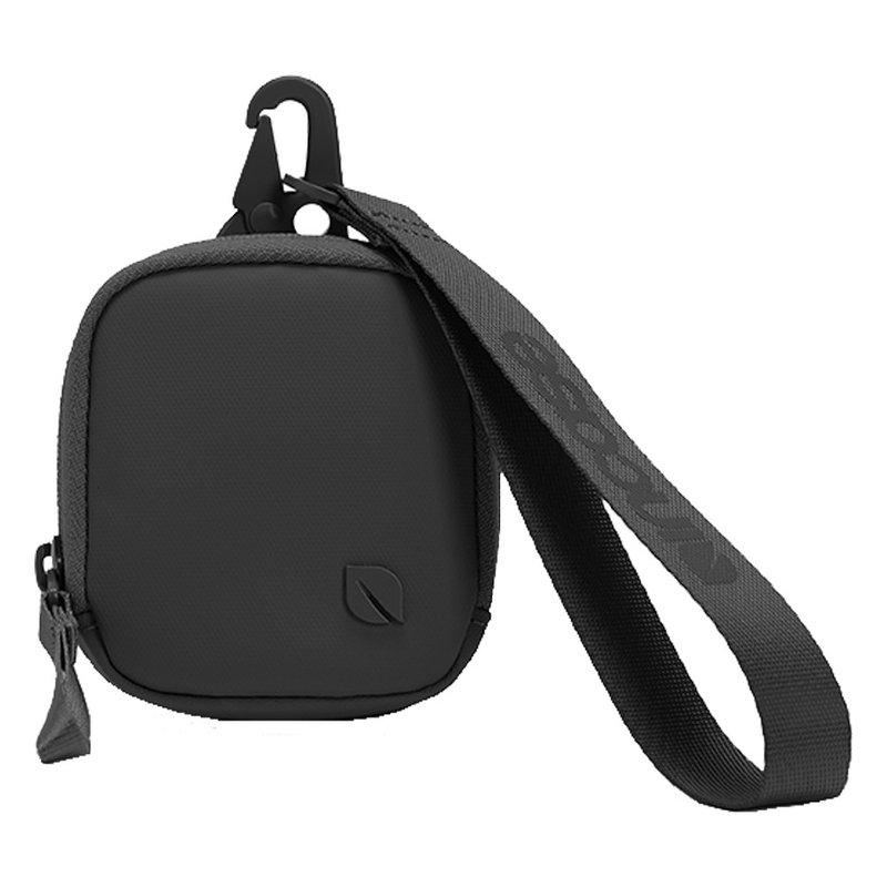 Incase A.R.C. Compact Pouch With ReSpun 100% Recycled Polyester (Black) - Headphones & Earbuds Storage - Polyester Black