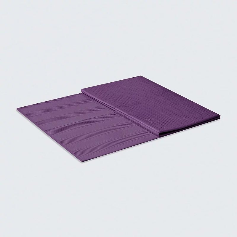 Taiwan's anti-slip TPE double-folding widened 66cm yoga fitness mat 5mm added rubber with storage bag - Yoga Mats - Eco-Friendly Materials Purple