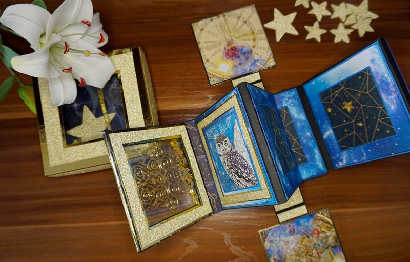 Blue & Gold Mini Photo Album for Square Photos with Transparent Shaker - 相簿/相本 - 紙 藍色