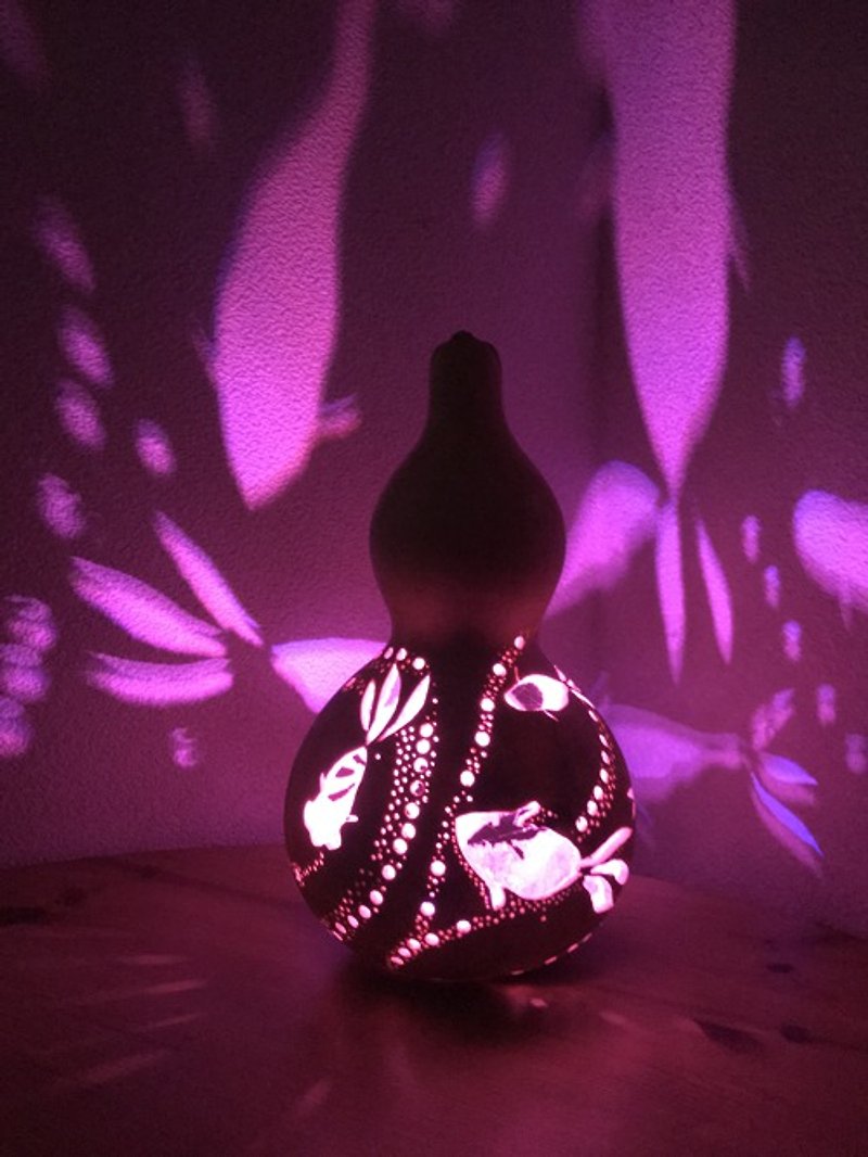 Gourd lamp goldfish motif 7 color LED lighting - โคมไฟ - แก้ว 