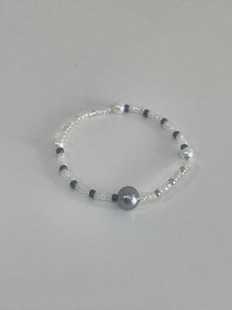 Healing Beads - Youyou Galaxy Beads Bracelet - สร้อยข้อมือ - วัสดุอื่นๆ สีเงิน