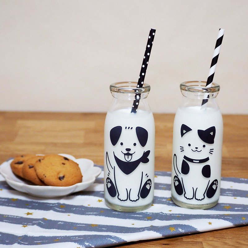 冷感ミルクボトル　牛乳スマイルグラス　犬&猫 - グラス・コップ - ガラス 透明