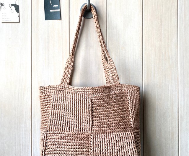 スクエア 手編み手提げバッグ(自然木) スクエア 手編み手提げバッグ(自然木) 編みものキット「モチーフ編み